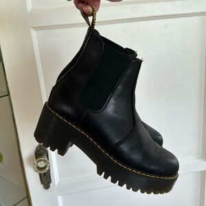 Doc marten Rometty platform boots